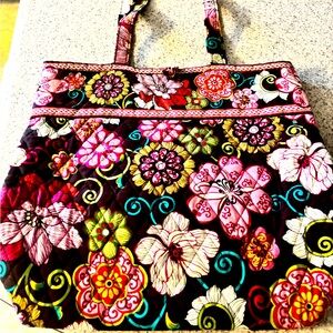 Vera Bradley medium Beautiful Floral tote